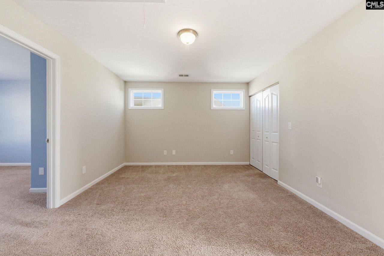 314 Summitbluff Court  Photo 25