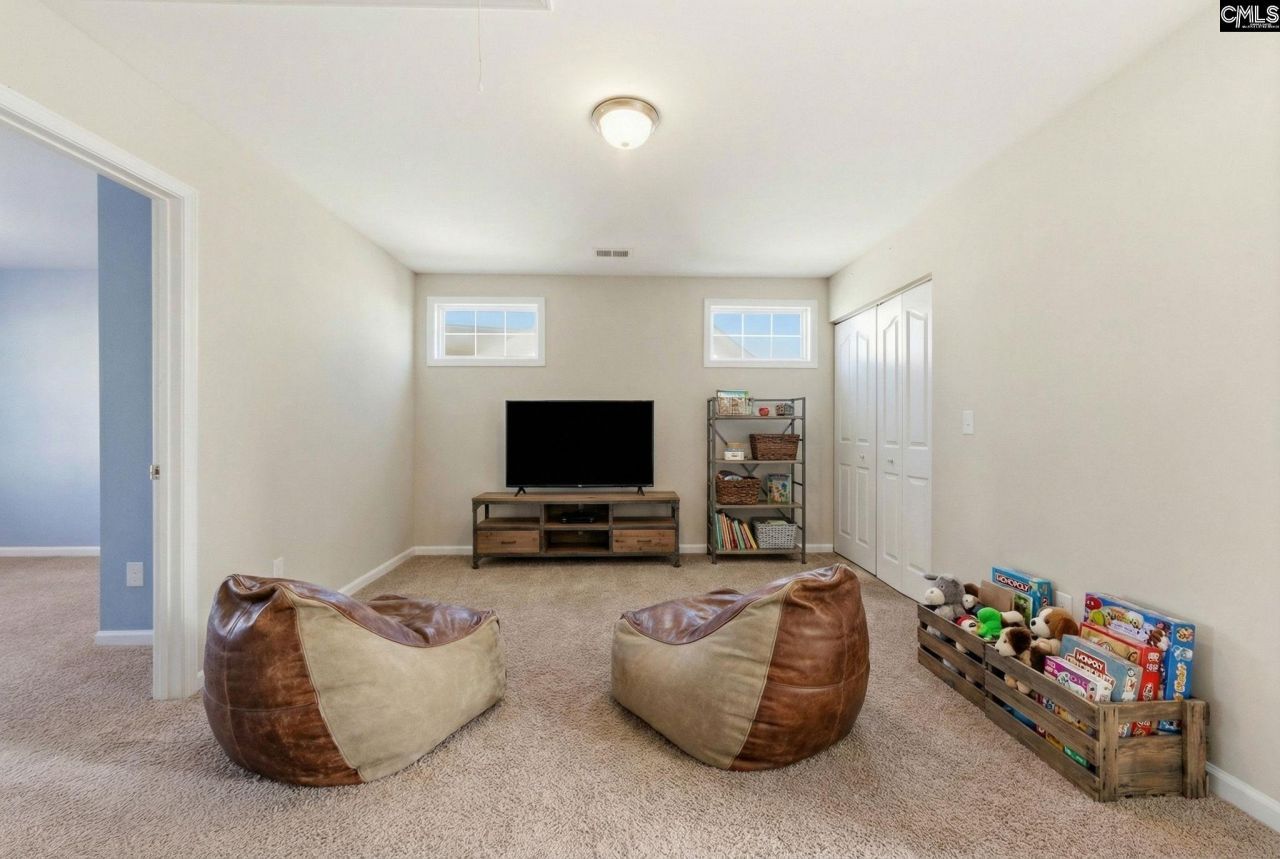 314 Summitbluff Court  Photo 26