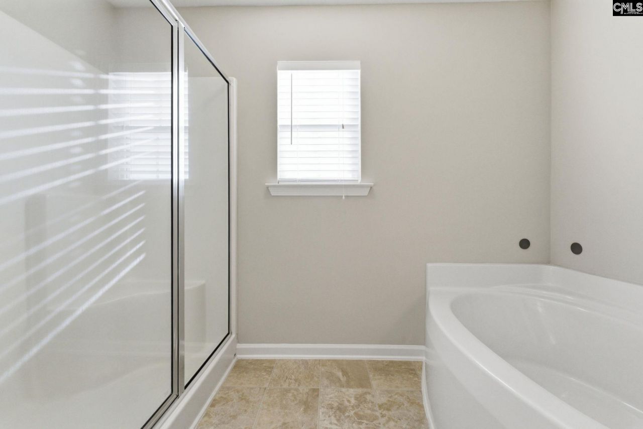 314 Summitbluff Court  Photo 33