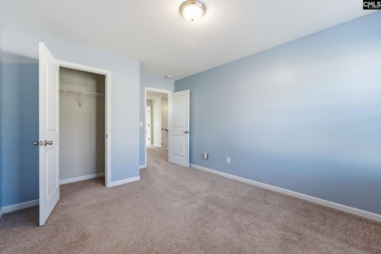 314 Summitbluff Court  Photo 36