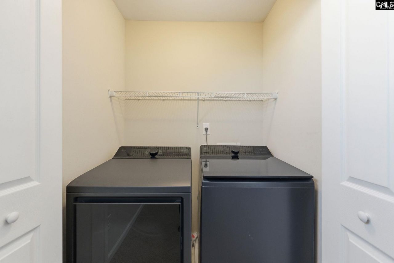 314 Summitbluff Court  Photo 45