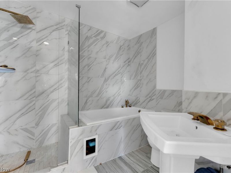 1077 E 169th Street, Cleveland, OH 44110 Photo 18