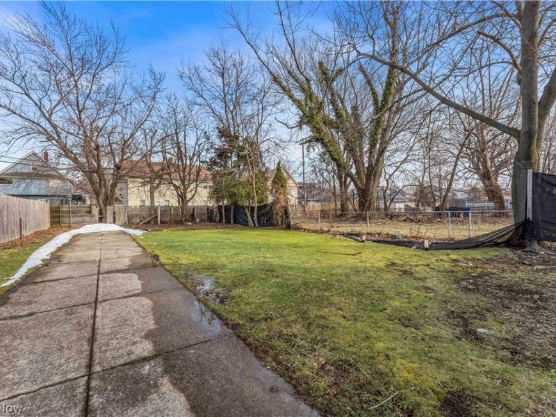 1077 E 169th Street, Cleveland, OH 44110 Photo 24