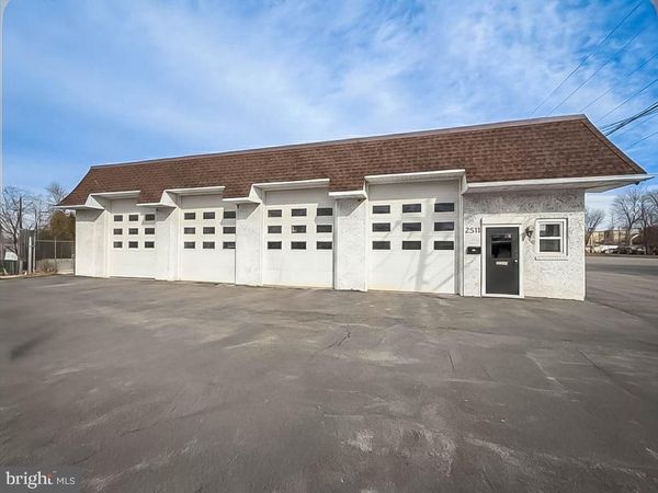 2531 STREET ROAD , BENSALEM, PA 19020
