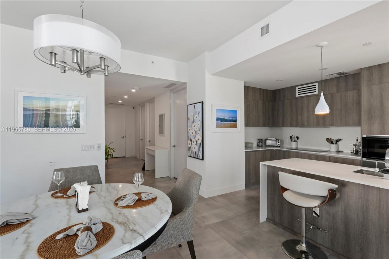 17550 Collins Ave, Unit 1205, Sunny Isles Beach, FL 33160 Photo