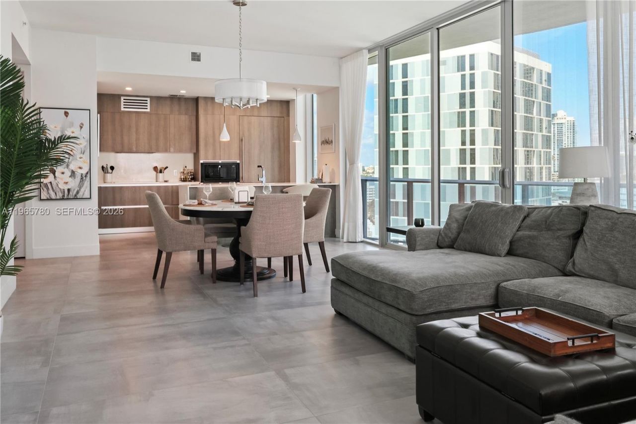 17550 Collins Ave, Unit 1205, Sunny Isles Beach, FL 33160 Photo