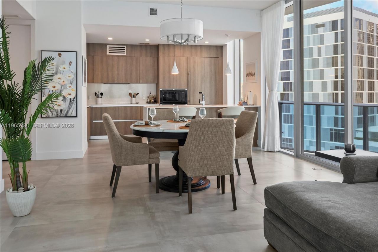 17550 Collins Ave, Unit 1205, Sunny Isles Beach, FL 33160 Photo