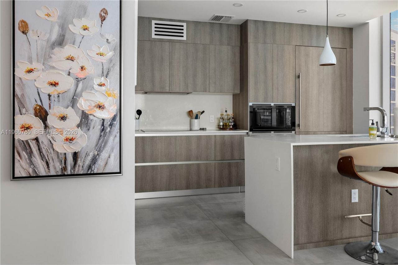 17550 Collins Ave, Unit 1205, Sunny Isles Beach, FL 33160 Photo