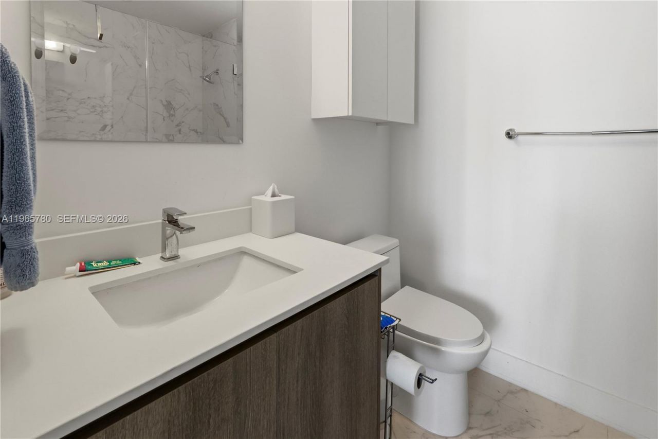 17550 Collins Ave, Unit 1205, Sunny Isles Beach, FL 33160 Photo