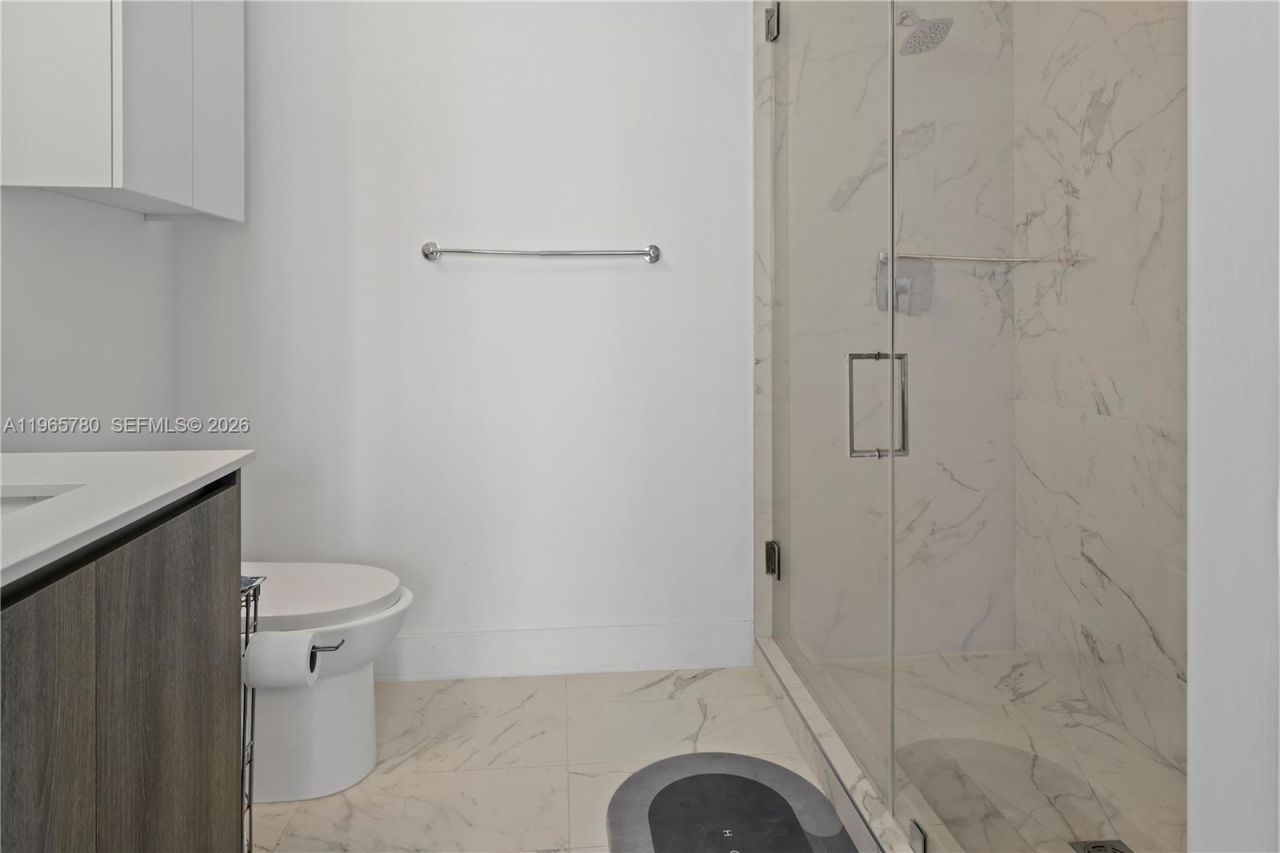 17550 Collins Ave, Unit 1205, Sunny Isles Beach, FL 33160 Photo