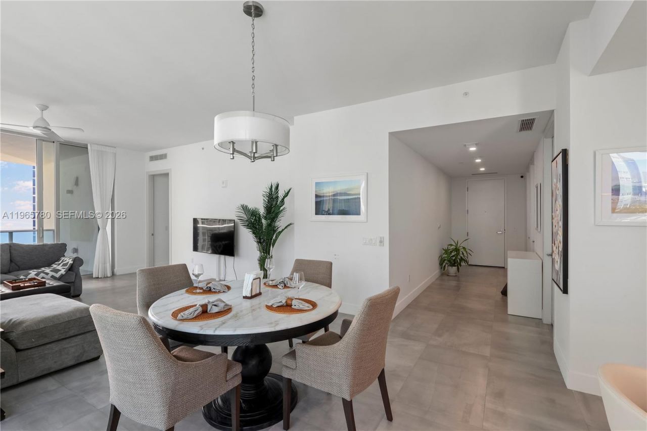 17550 Collins Ave, Unit 1205, Sunny Isles Beach, FL 33160 Photo