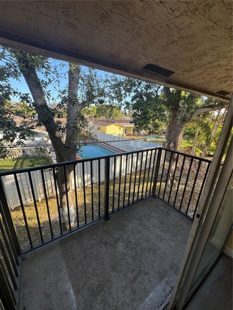 1101 W Prospect Rd, Unit 6, Fort Lauderdale, FL 33309 Photo