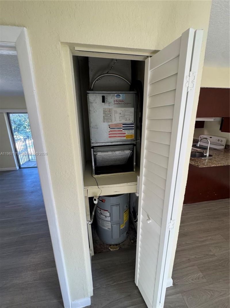 1101 W Prospect Rd, Unit 6, Fort Lauderdale, FL 33309 Photo