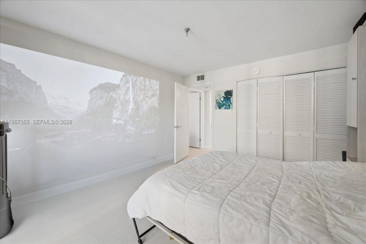 1915 Brickell Ave, Unit 801, Miami, FL 33129 Photo