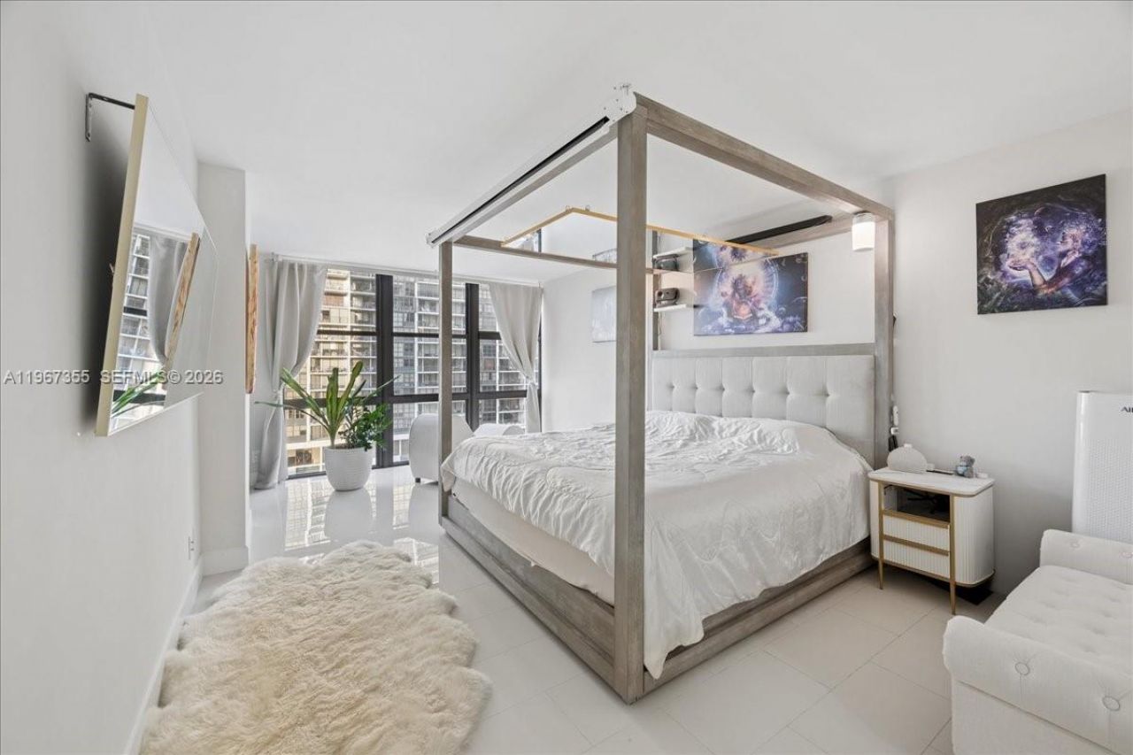 1915 Brickell Ave, Unit 801, Miami, FL 33129 Photo