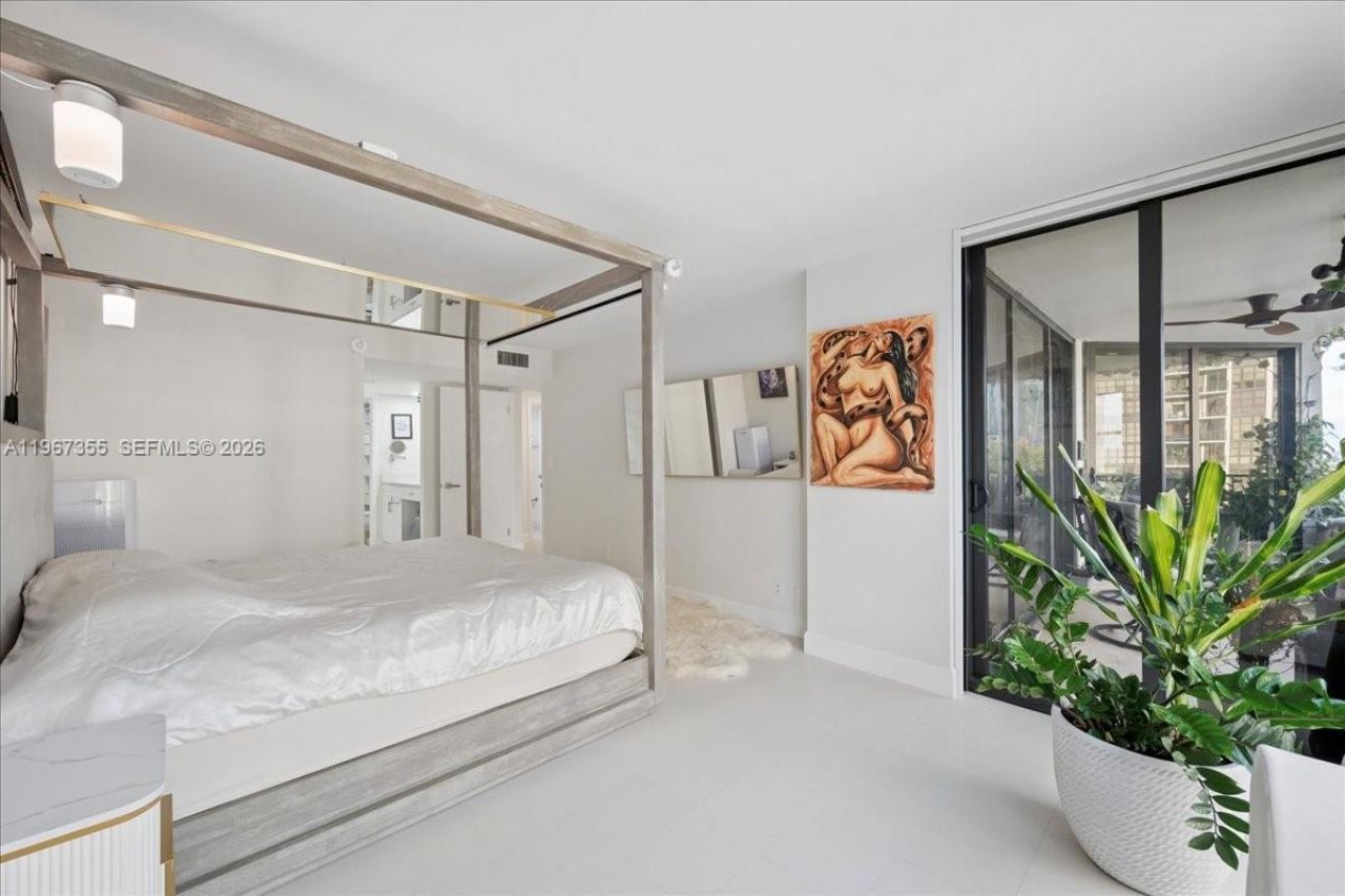 1915 Brickell Ave, Unit 801, Miami, FL 33129 Photo