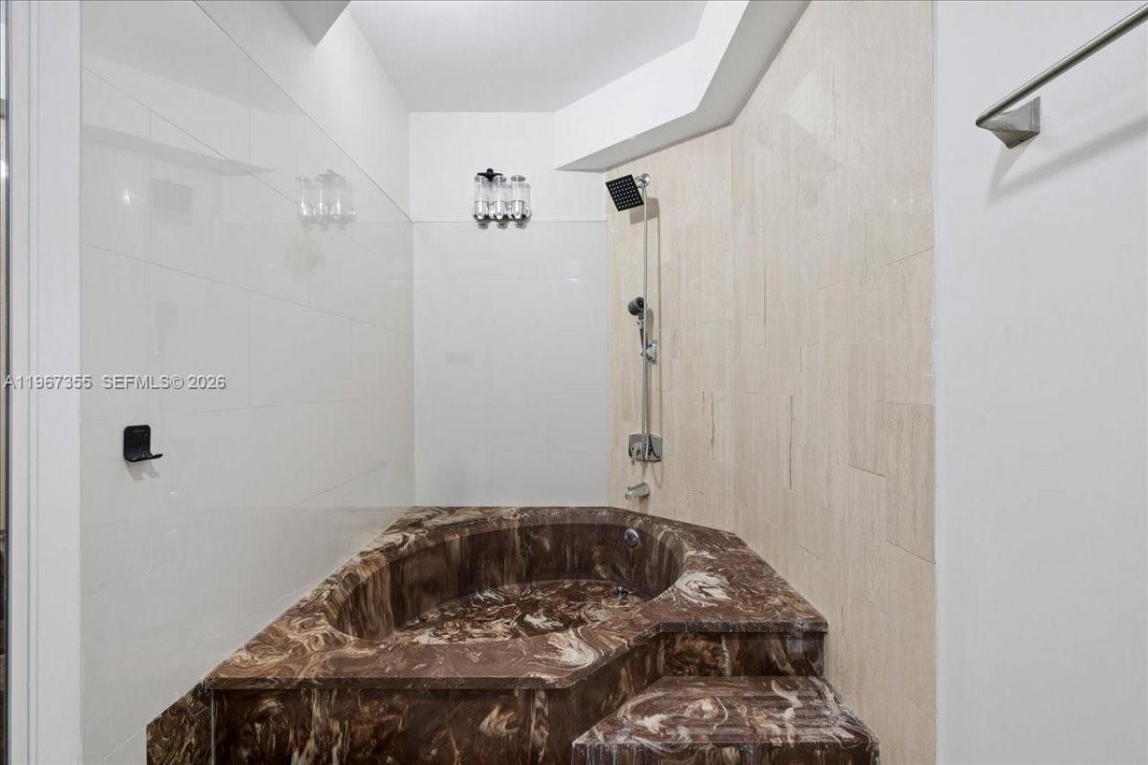 1915 Brickell Ave, Unit 801, Miami, FL 33129 Photo