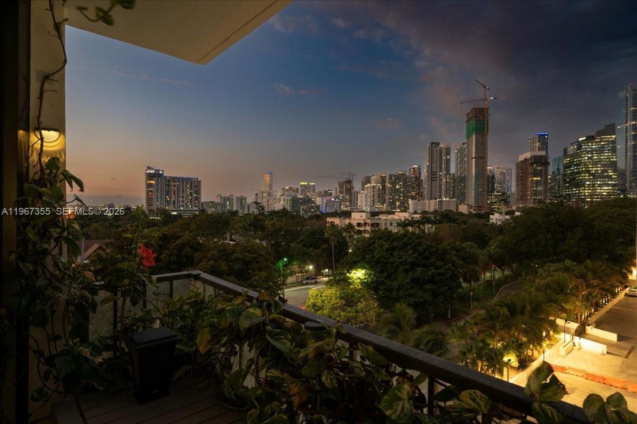 1915 Brickell Ave, Unit 801, Miami, FL 33129 Photo