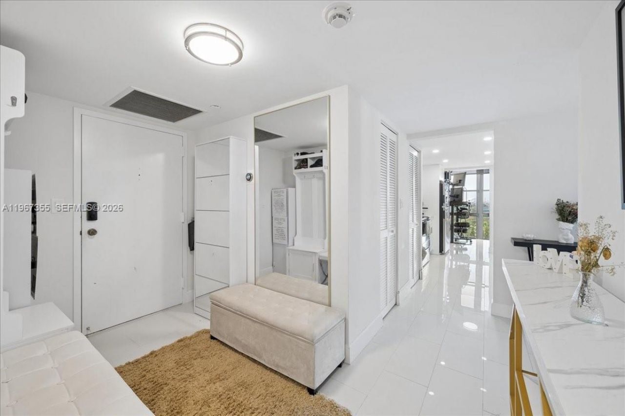 1915 Brickell Ave, Unit 801, Miami, FL 33129 Photo