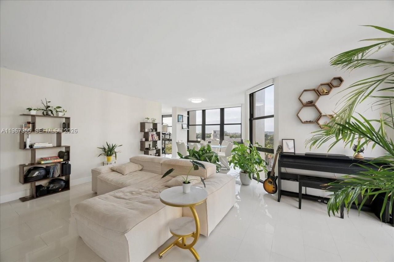 1915 Brickell Ave, Unit 801, Miami, FL 33129 Photo