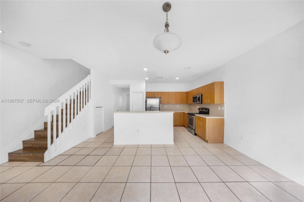 951 NE 42nd Ter, Homestead, FL 33033 Photo