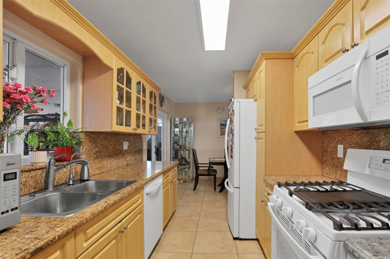 1901 SW 90th Ave, Miami, FL 33165 Photo