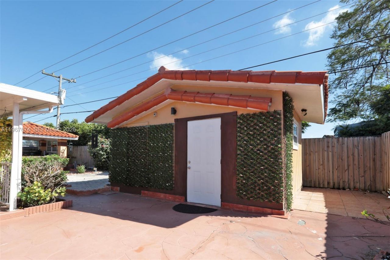 1901 SW 90th Ave, Miami, FL 33165 Photo