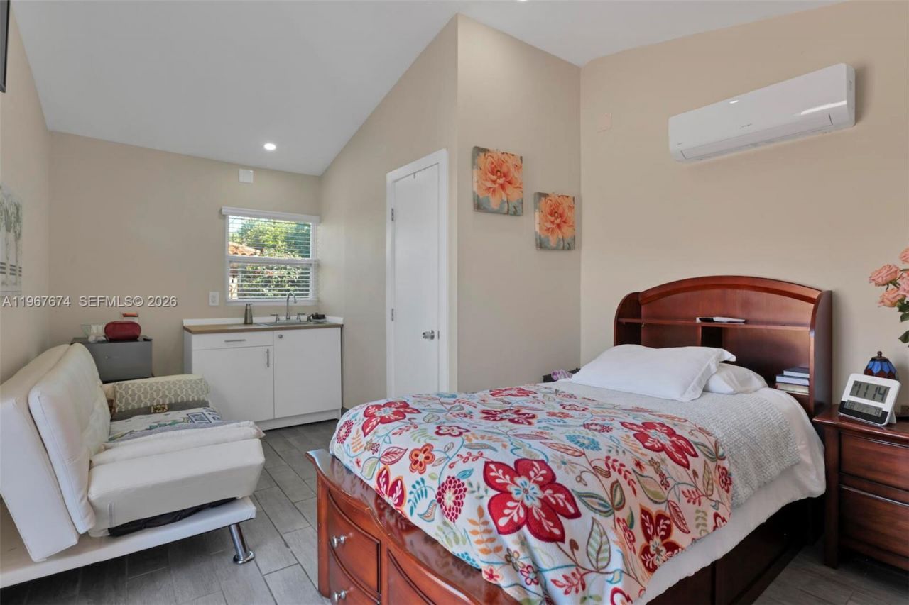 1901 SW 90th Ave, Miami, FL 33165 Photo