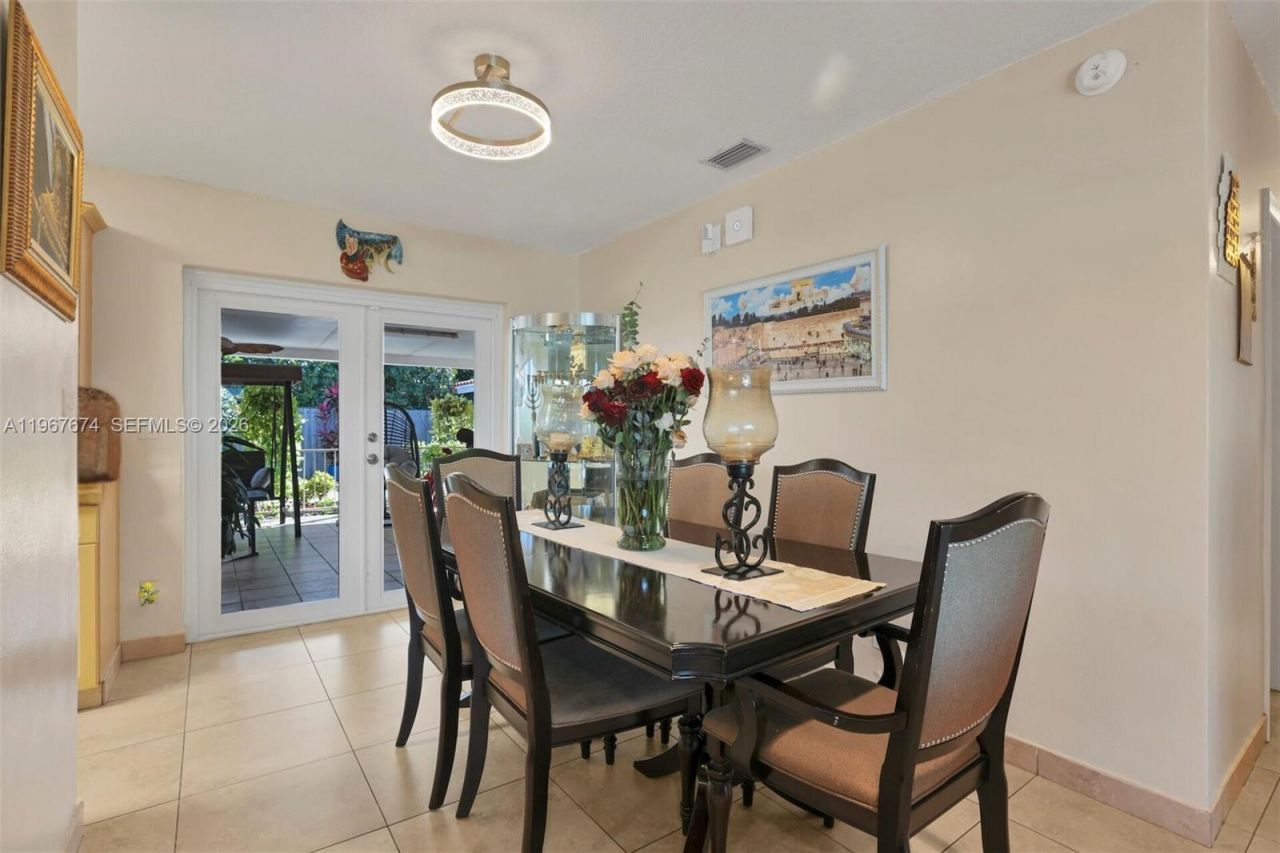 1901 SW 90th Ave, Miami, FL 33165 Photo