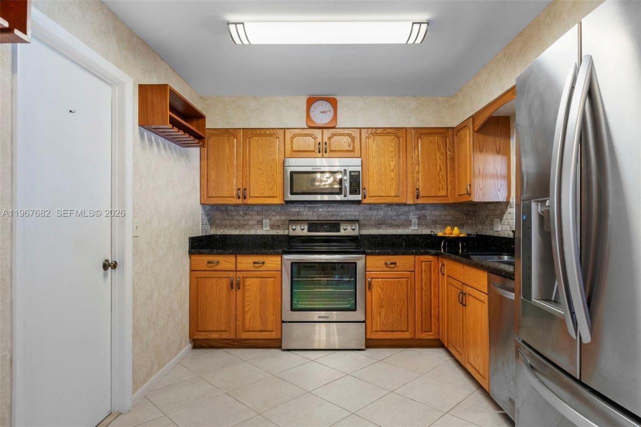 101 NE 2nd Pl, Dania Beach, FL 33004 Photo