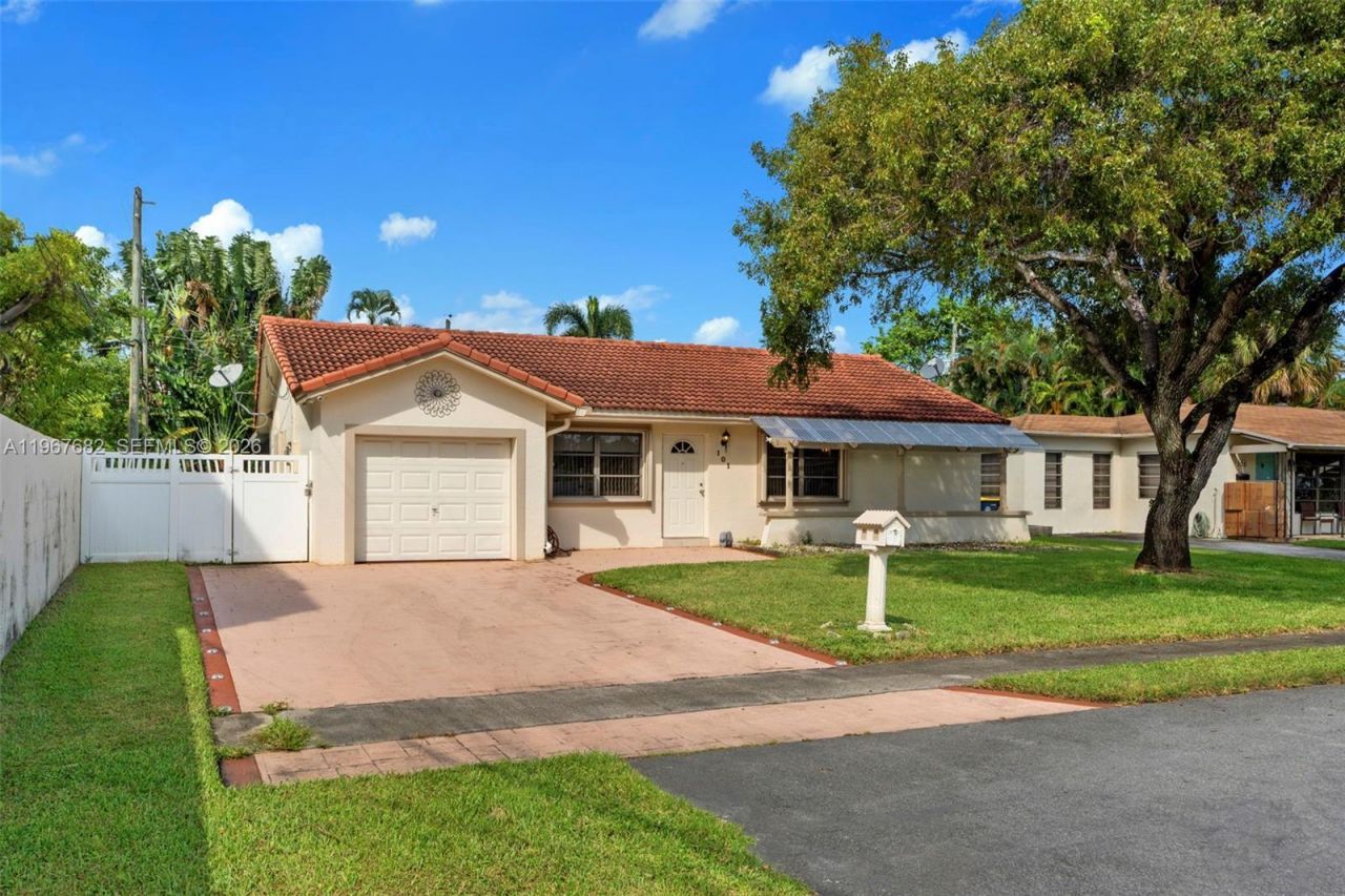 101 NE 2nd Pl, Dania Beach, FL 33004 Photo