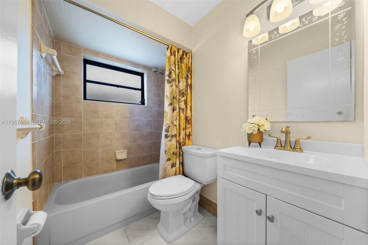 101 NE 2nd Pl, Dania Beach, FL 33004 Photo