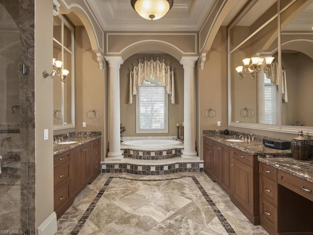 17018 Verona Ln, Naples, FL 34110 Photo