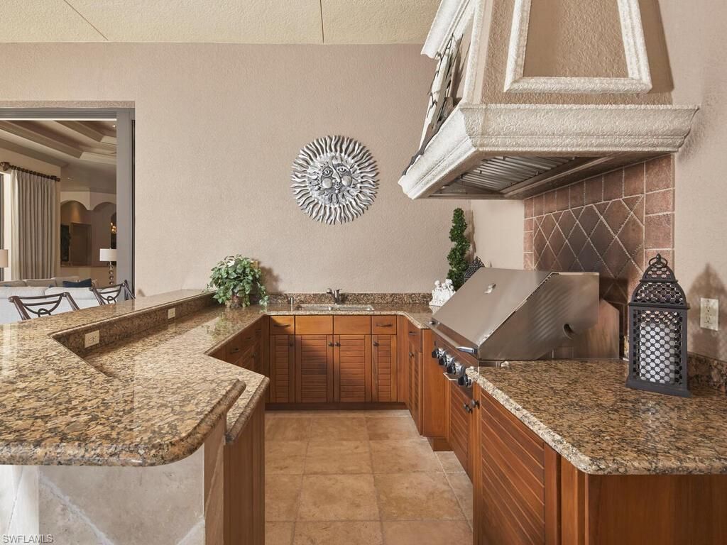 17018 Verona Ln, Naples, FL 34110 Photo