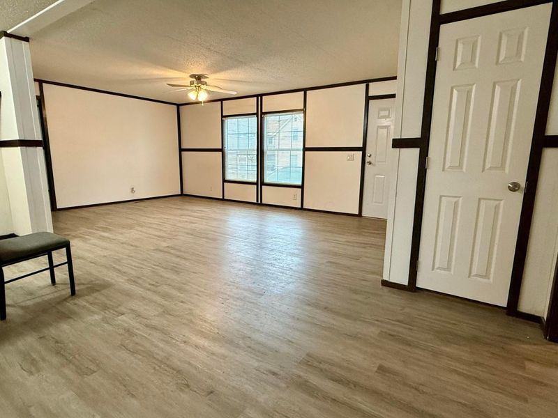 8 Allen Avenue, New Holland, OH 43145 Photo 2