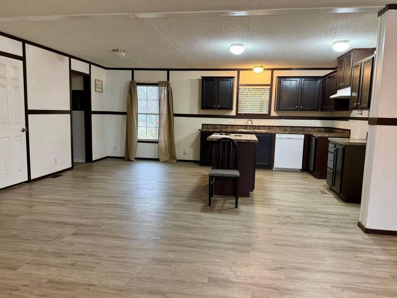 8 Allen Avenue, New Holland, OH 43145 Photo 3