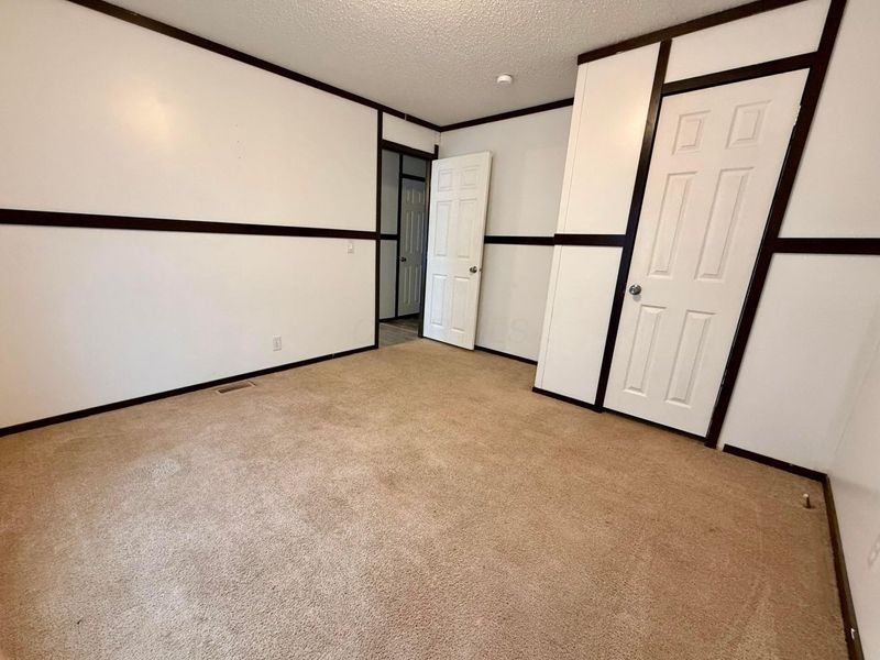 8 Allen Avenue, New Holland, OH 43145 Photo 5