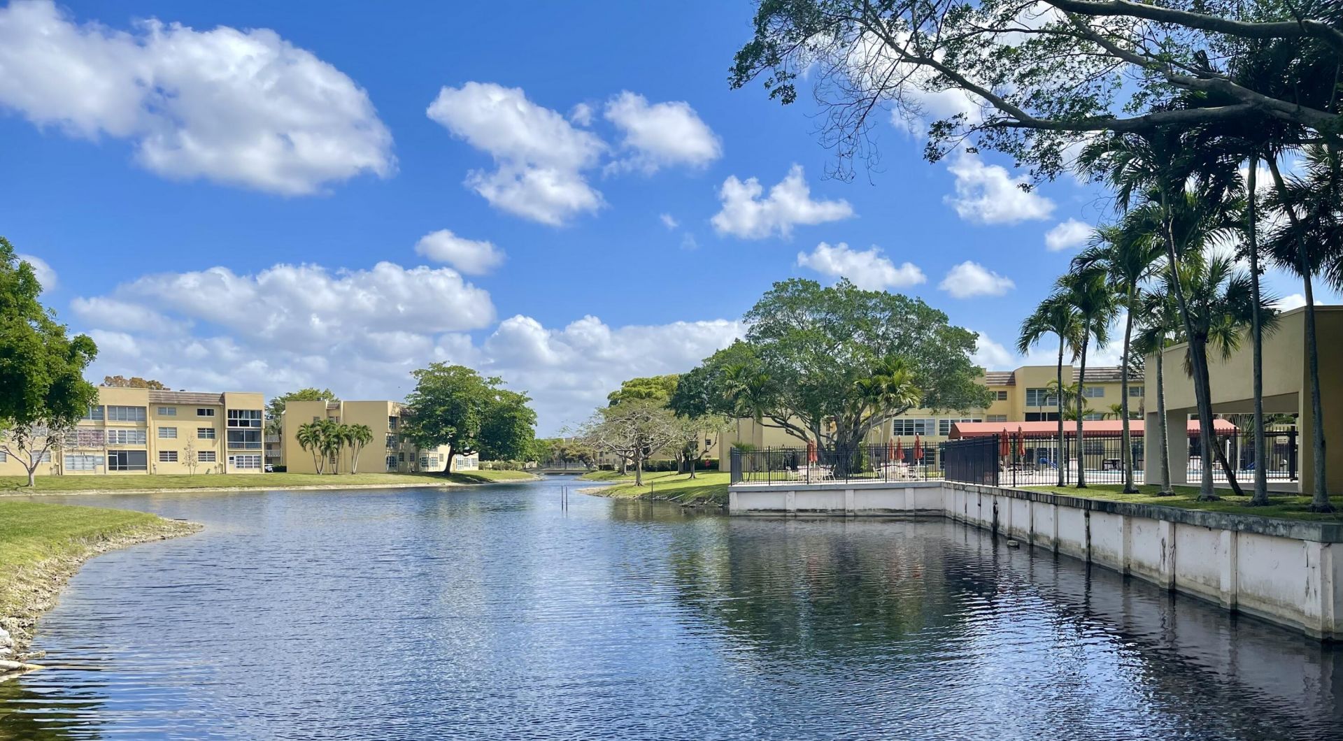 5860 NW 64th Avenue, Unit 206, Fort Lauderdale, FL 33319 Photo