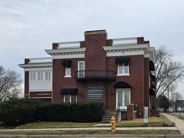 215 W Court Street #110, Janesville, WI 53548