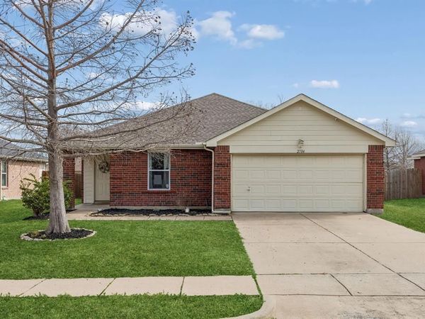 2704 Melanie Drive, Anna, TX 75409