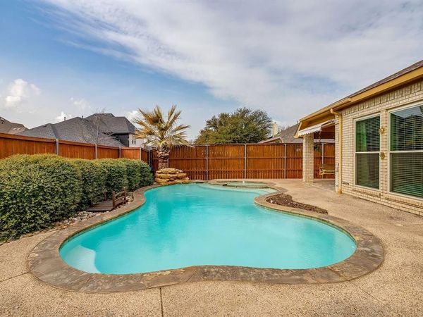 420 Vasey Oak Drive, Keller, TX 76248