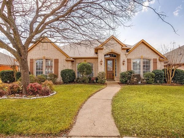 420 Vasey Oak Drive, Keller, TX 76248
