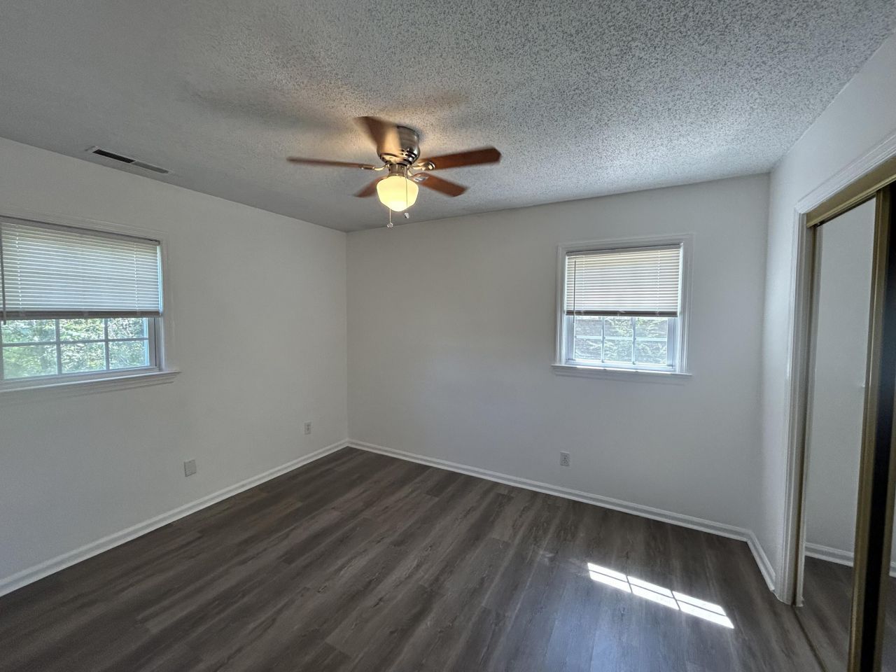 109 Tupperway Drive Photo 5