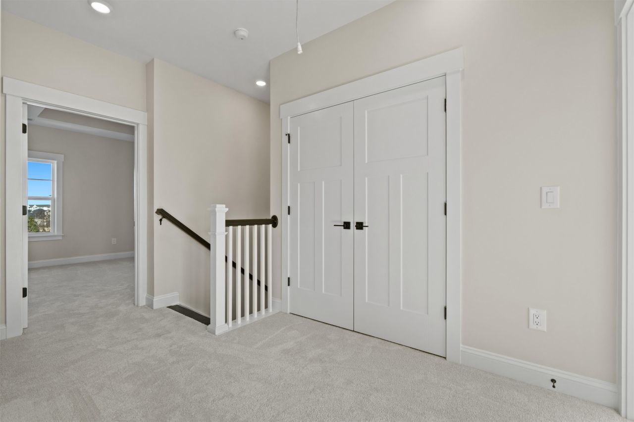 8477 Duke Pl. Photo 20