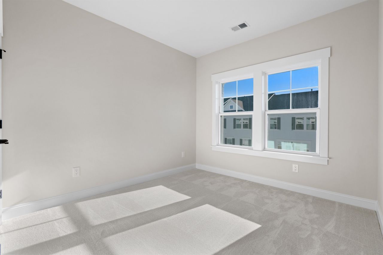 8477 Duke Pl. Photo 31