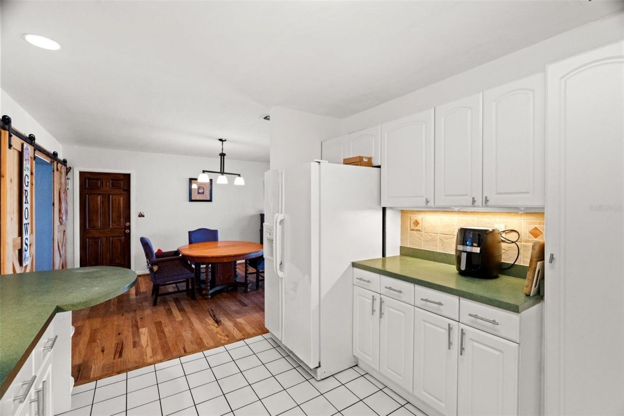 6800 16th Street N, Saint Petersburg, FL 33702 Photo