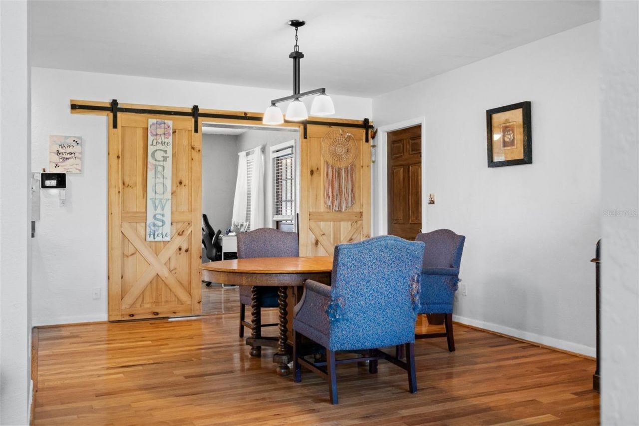 6800 16th Street N, Saint Petersburg, FL 33702 Photo