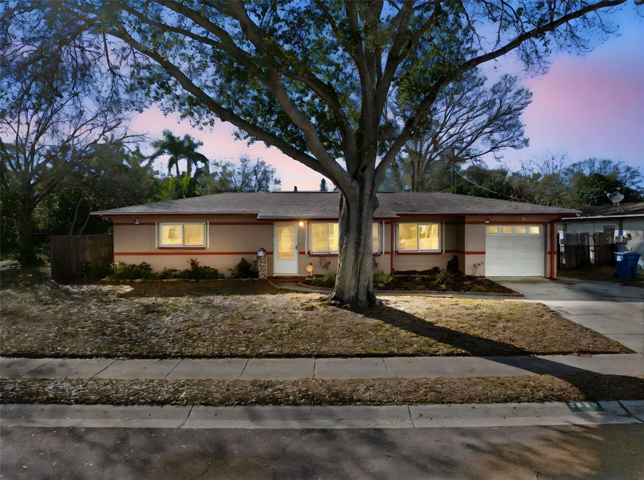 6800 16th Street N, Saint Petersburg, FL 33702 Photo