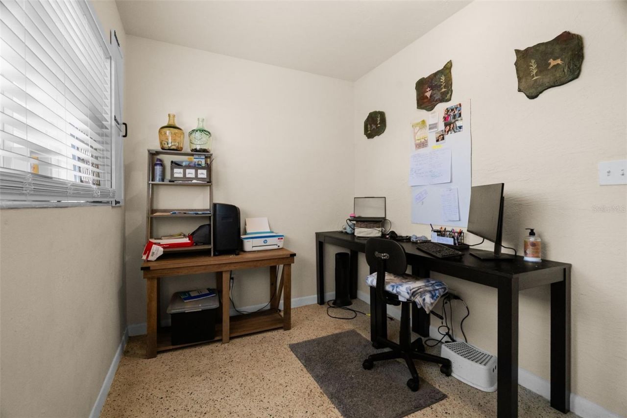 6800 16th Street N, Saint Petersburg, FL 33702 Photo