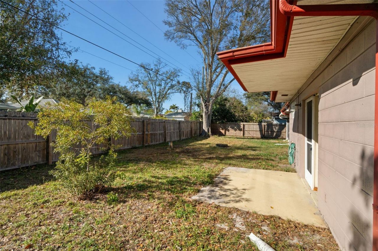 6800 16th Street N, Saint Petersburg, FL 33702 Photo